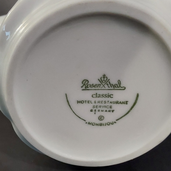 VTG Rosenthal White Porcelain Monbijou Creamer w Lid - Picture 6 of 7